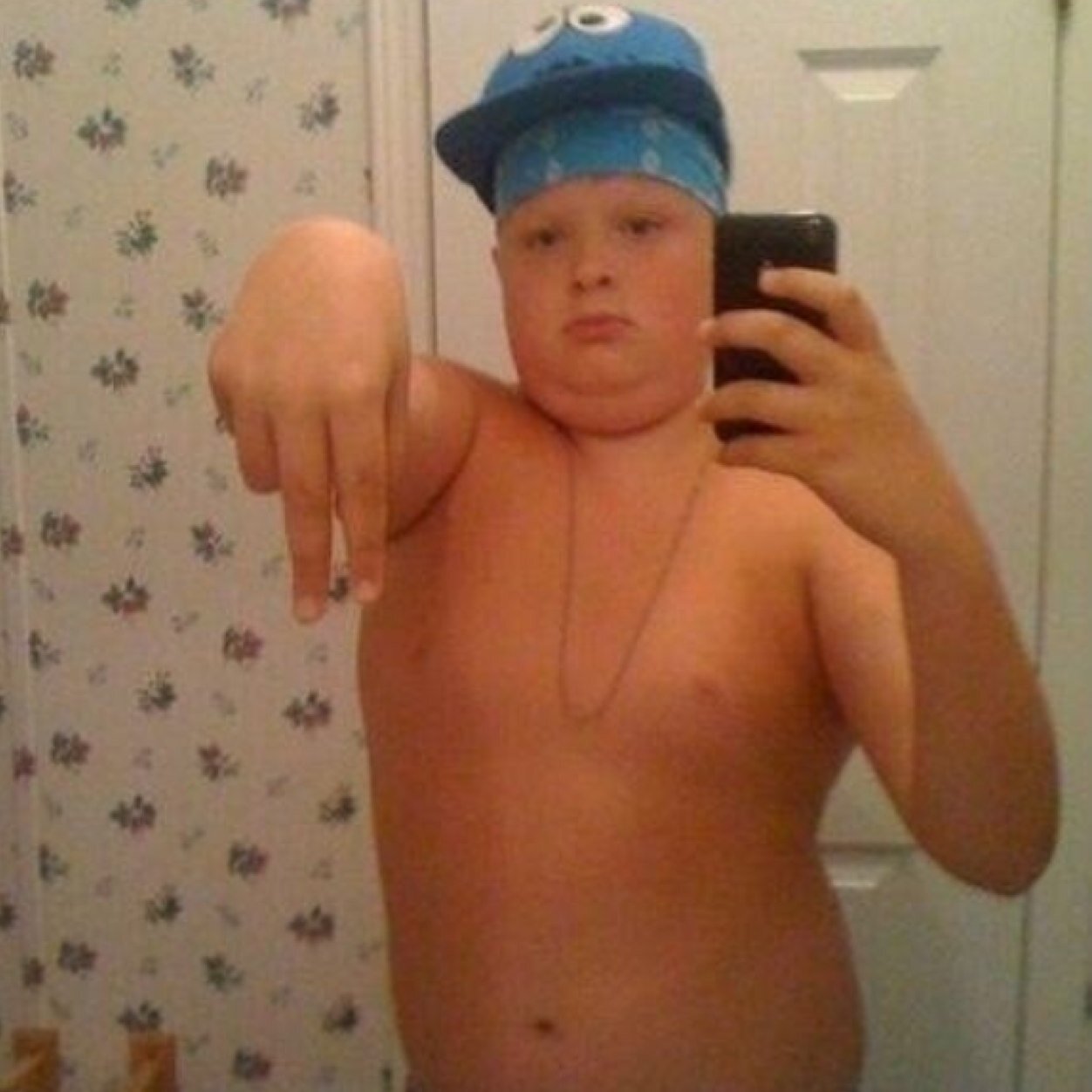 I like to count all my swagz and fuck your moms cuz i like to turnup and get lots of swagz
