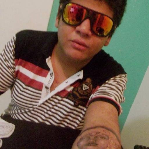 Amo a @Jynaluar e foda-se.