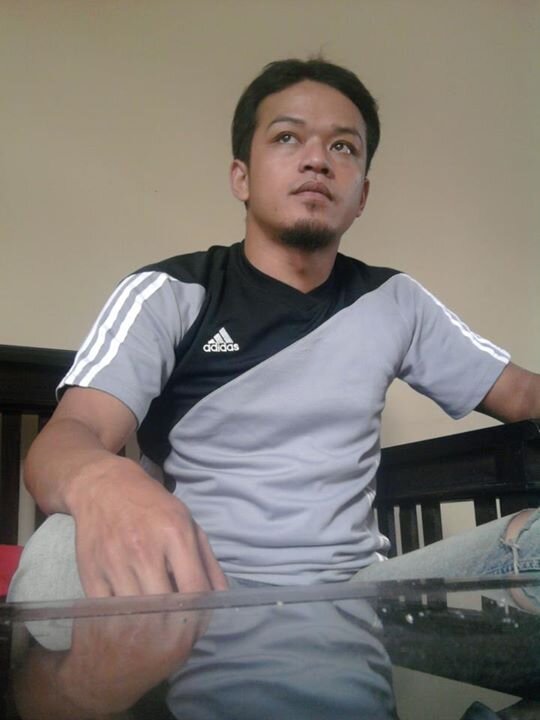 ade_arch's profile picture. 