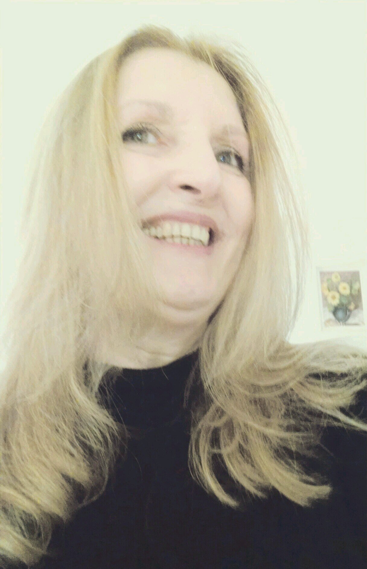 hummingbird_a's profile picture. Owner AnaFashions 





Born January 1