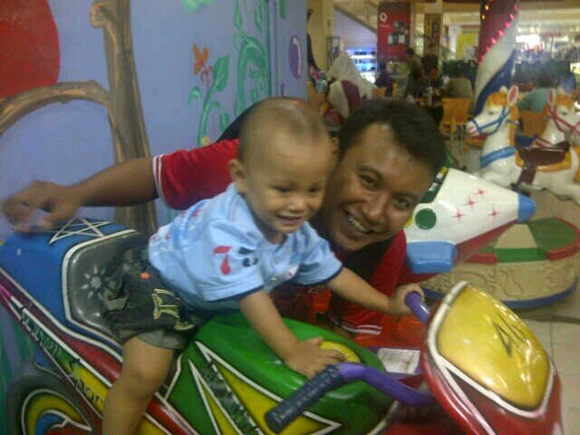 A luckiest wife n happiest mom, Childish, baweL, babynya aa, mommyNya Dio, dukNya emak :)