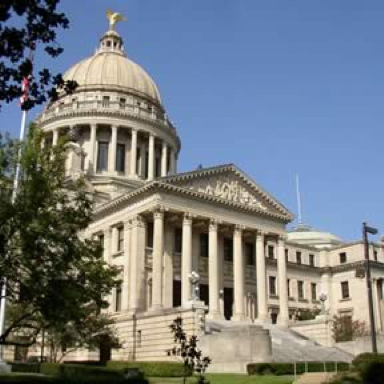 The unofficial page for actions and retweets from your Mississippi Senate.  Also see @MSHouseFloor for other chamber.