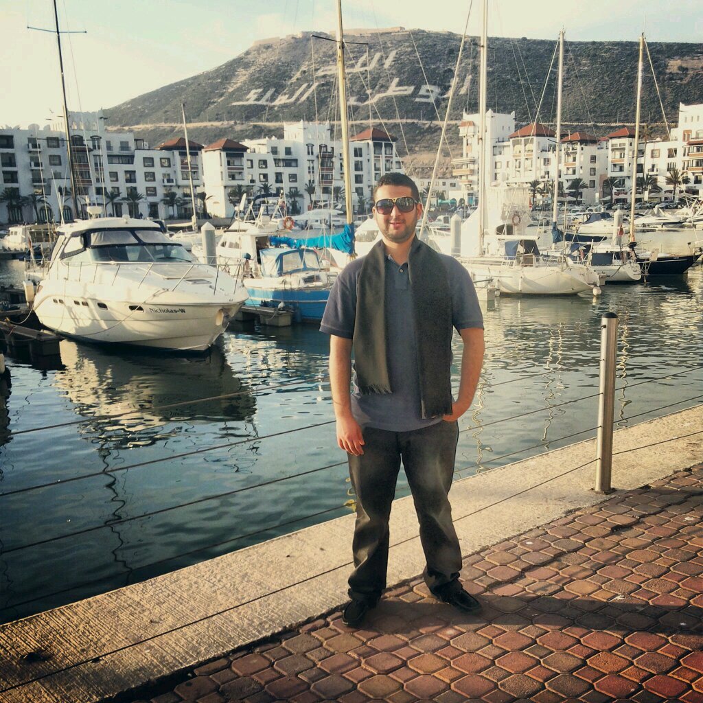 21/Muslim/Whatsapp: +212677754873/For booking: hamza.rhazi995@gmail.com