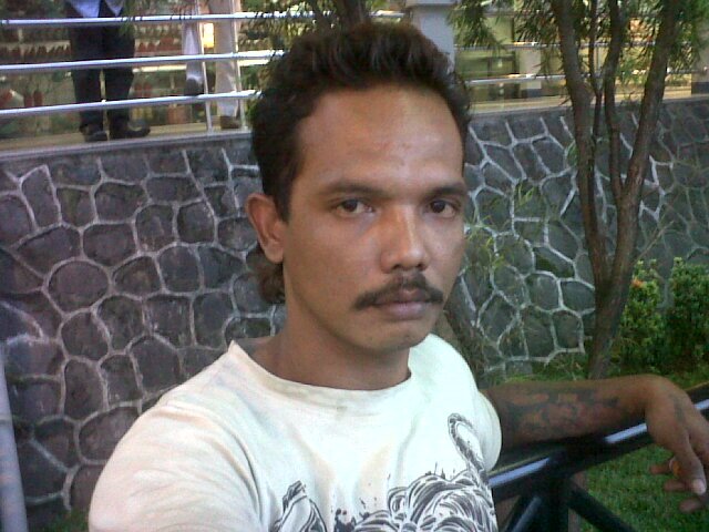 hersen_gondronx's profile picture. Paguyuban kawulo rusak...menyatukan rasa