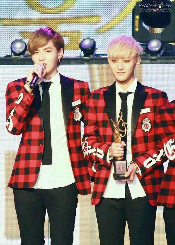 97line      크리스& 타오사랑해요       ＞RTしてくれた方フォローさせてもらいます(*^^*)よろしくお願いしますヽ(*´∀｀)ノ       変な人以外で