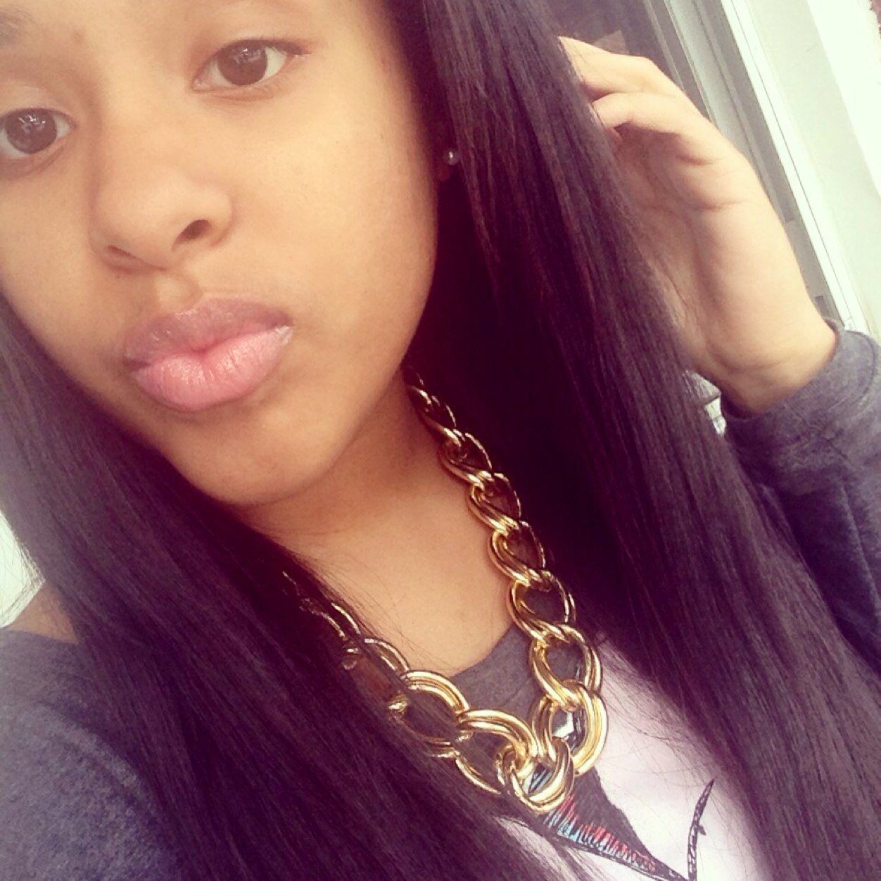 Follow this beauty ((:
