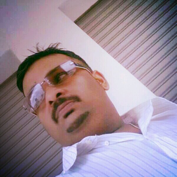 EdwardJustina7's profile picture. 