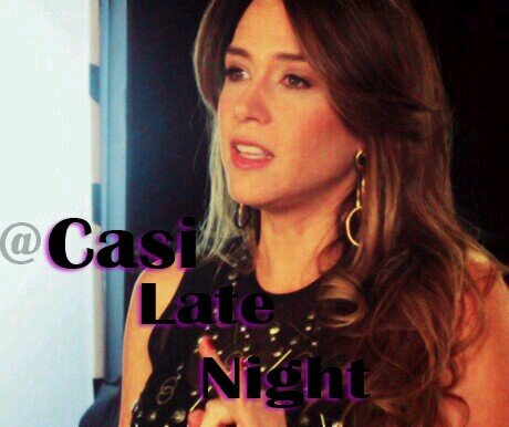 Club de fans de #ErikaCasiLateNight todos los domigos por @telemundoint y los jueves en E! 10pm venezuela.