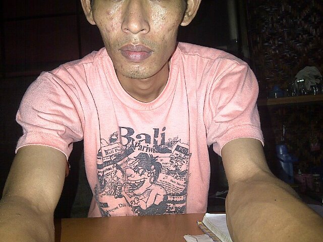 Q mencari gadis yg HOT 1 buat slamanya ,pendiem tp aQ cwo hypersex khusus cwe yg mau knl bkn iseng2 invite aja 2b10b6eb
