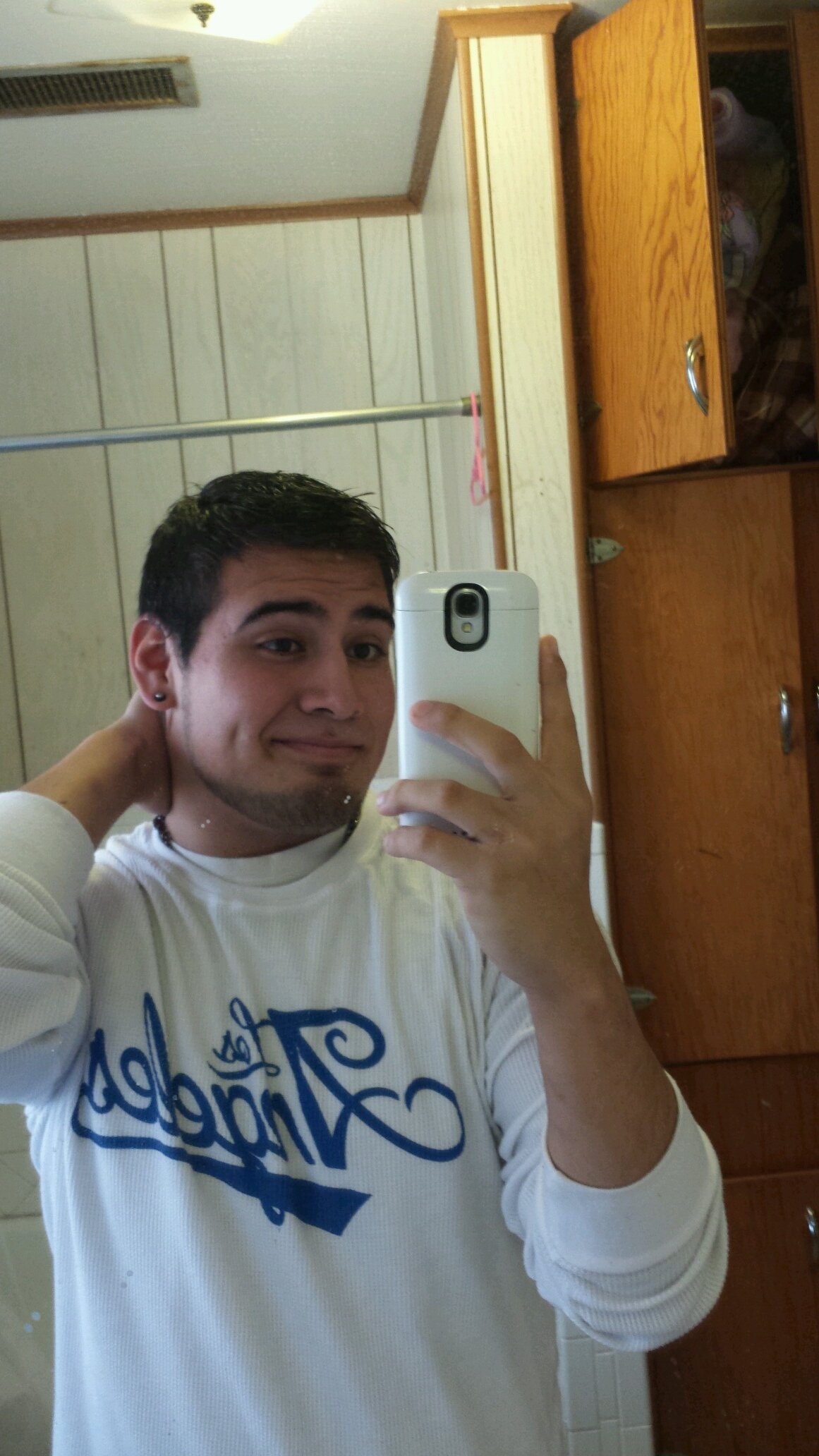 JoseRoj90402256's profile picture. live and let live