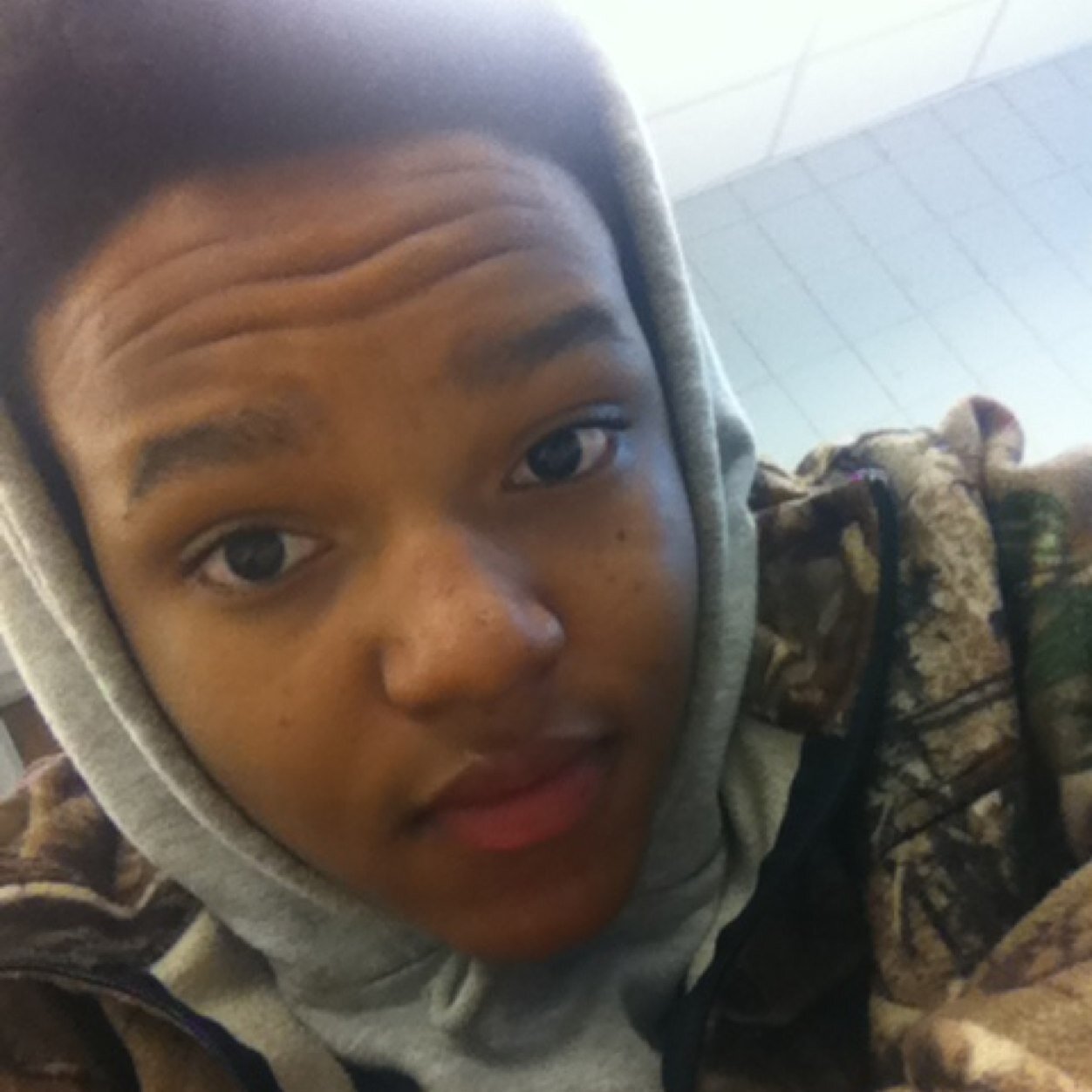 Follow ah nigga and ill return the favor im out ✌✌✌
