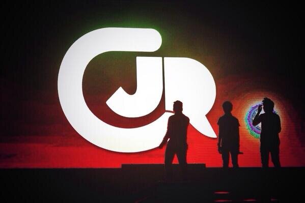 Keep Suport @CJRisCJR ||follow my tweet new @Tiia114 , thanks :)