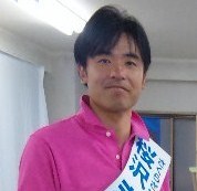 30年のキャリアを持つ世界史教師。東大・京大・早慶上智等、毎年多数の合格者を輩出。センター・共通テストでも100点者が続出。
楽しくてためになる、得点アップだけでなく、歴史の真実を探究します。
部活動では世界大会・全国大会優勝20回以上のタイトルを獲得。創部4年で世界一に輝いた感動の物語『ゴー・グリフィンズ！』を出版！