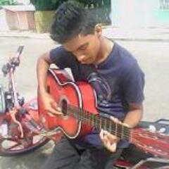 Humilde, respetuoso y responsable siempre.. Me encanta tocar guitarra... 3