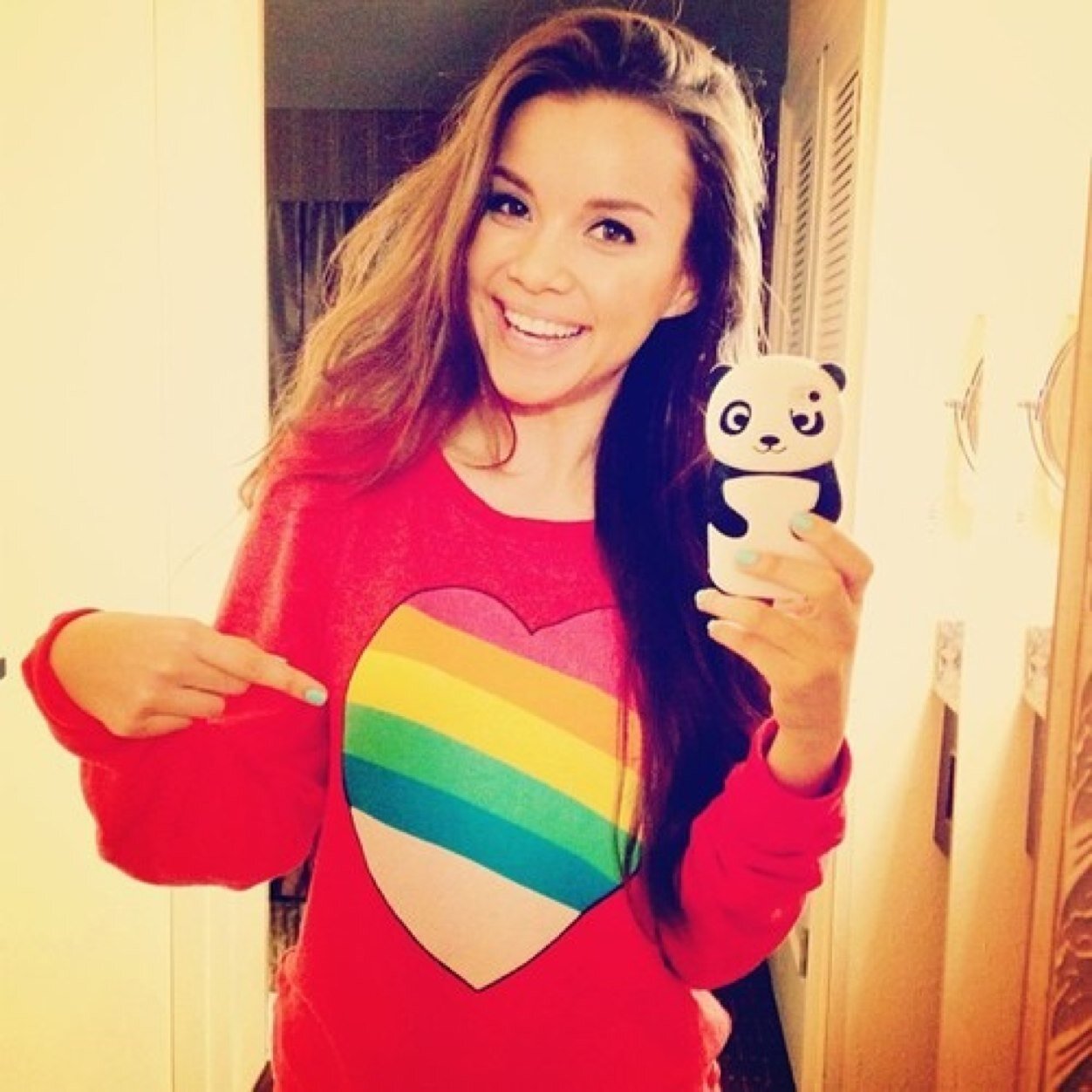 MissGlamzzCCS's profile picture. That Girl On Youtube That Likes Donuts , Make up And Candy ! || Single , Bi||