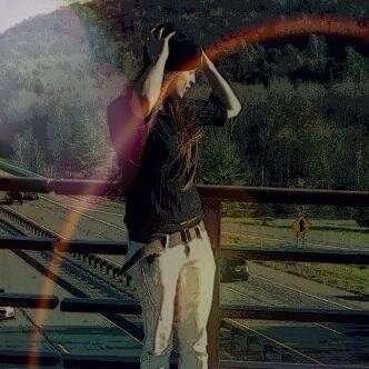 bonfirevibes's profile picture. 