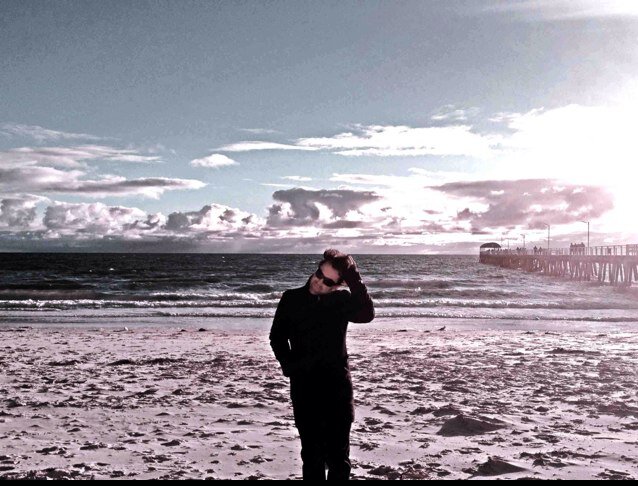 Freelance cinematographer, director now based in Melbourne.