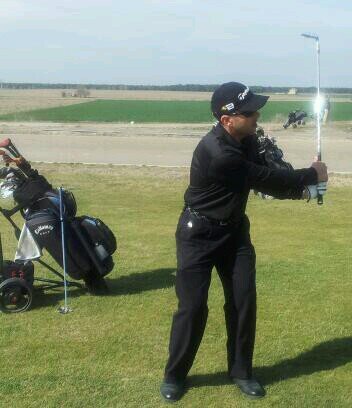 Entre otras tantas cosas, me encanta el golf. Es un vicio. Sólo hay otro que lo supera: mi familia.