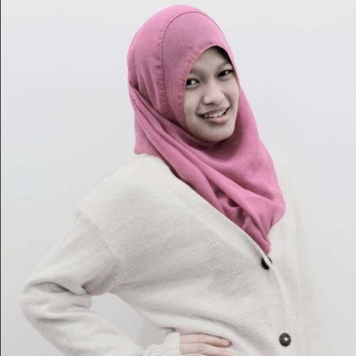 DianMasfira's profile picture. sastraprancisFIB.UB'13