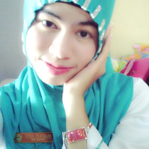 lenapurwanti's profile picture. 