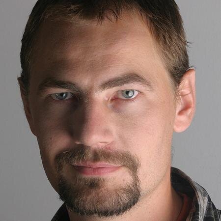 Autor podcastu W razie Niemca https://t.co/TkzkQ0ZofQ. Korespondent Polskiego Radia w Berlinie. Piszę o Niemczech, Austrii, Szwajcarii.