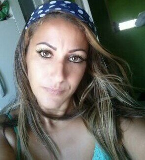 Eu não sei deixar ninguém partir, eu não sei escolher, excluir, deletar. são as pessoas que resolvem me deixar, melhor assim, adoro não ser responsável por abs