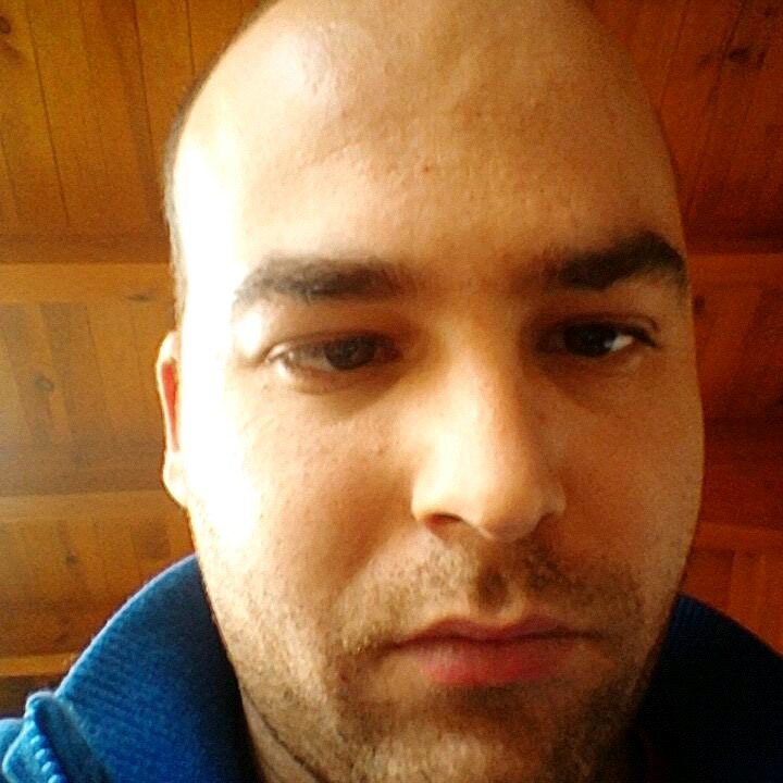 AlberLopezesc's profile picture. 