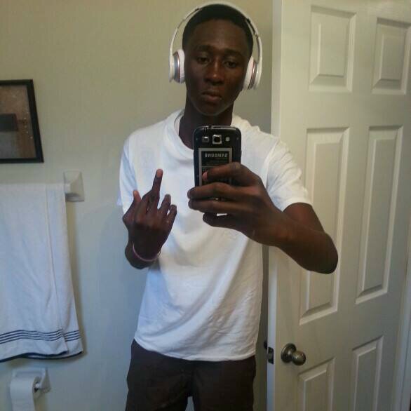 ugoekweremadu's profile picture. team follow back #Young lad@ ekweremaduugo via instagram #team chelsea