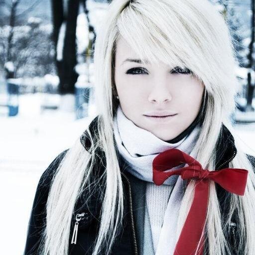 世界中のコスプレ画像から厳選した画像をご紹介していきます♪ 本人と間違えてしまうほど芸術的なコスプレ画像の数々!!コスプレ好きな人はフォロー&リツイートお願いします♪