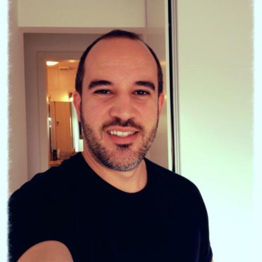 Alexei_Dimitrii's profile picture. .Apaixonado pela vida e pelos prazeres que ela proporciona ... cidadão do mundo e fã de esportes, principalmente Futebol, F1, Surf e MMA.