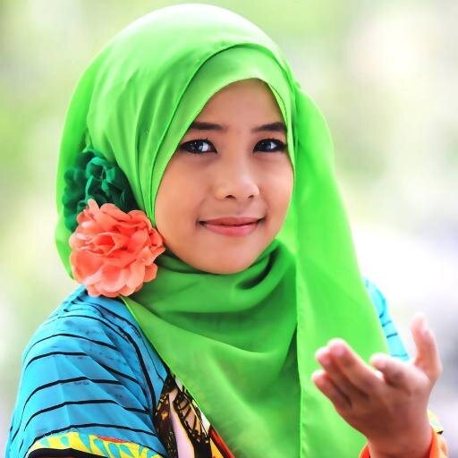 The Official Twitter of Wafiq Azizah
