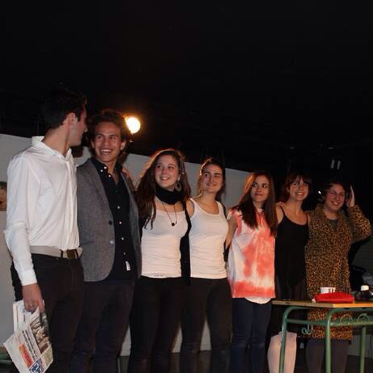 Teatro sin tapujos, sin mordazas, sin barreras, sin fronteras. Teatro con ganas, con fuerza, con futuro, con esencia. Nuestras obras en http://t.co/v8GFnshR8p .