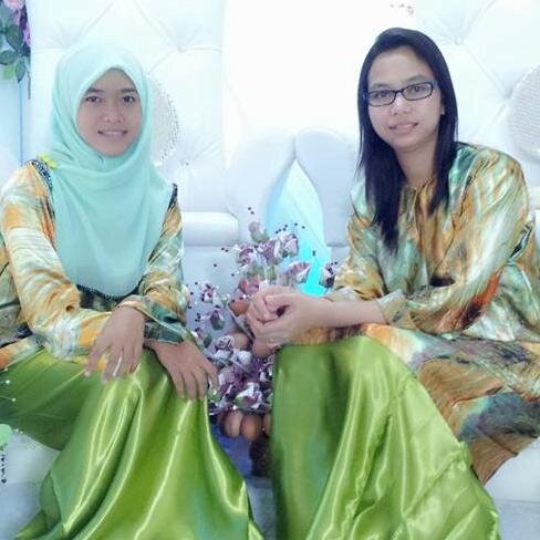 hola!farah lailatul nadia here..17 years now..spm this year .. hope i will get straight A+ .. amin..wechat:farah_2601
