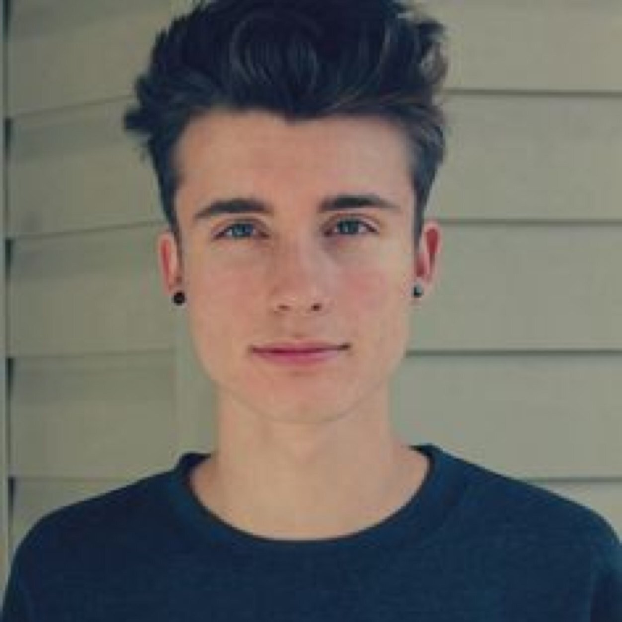 Danthemanwithat's profile picture. Whoopi Do Da La!! xD