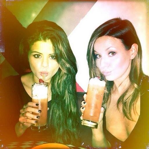 CuTe_bNu's profile picture. 