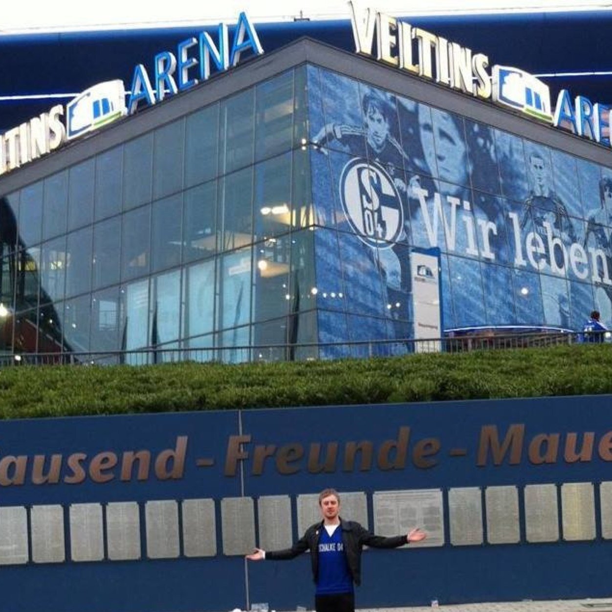 joeclans's profile picture. .