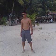 jakemikie's profile picture. 