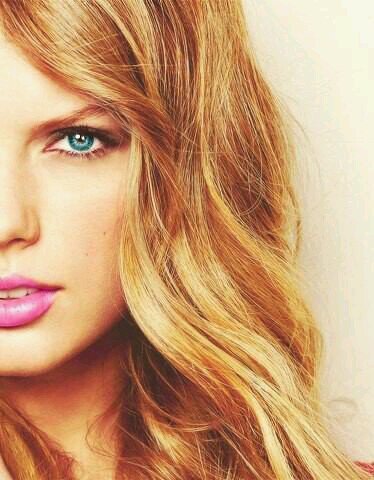 Taylor,KATY,PARAMORE,FLORIDA,Florence,Nelly,simple plan,P!NK,OC,gossip girl,one tree hill,glee♡♡flower arange,hair arange,music lover