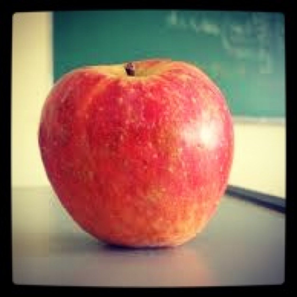 EDMarketingPros's profile picture. For all things UK college marketing. Advice & tips from experienced marketers - tweet for 140 character #FE & #HE marketing ideas. We RT brilliant marketing!