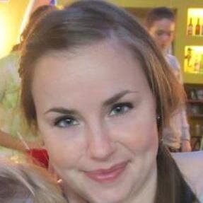 KariSeaquist's profile picture. 