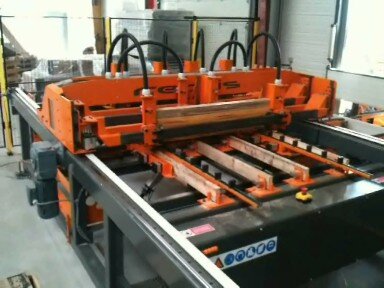 RED-IS  pallet machine 
woodworking machinery                                http://t.co/hCWflvk5p3