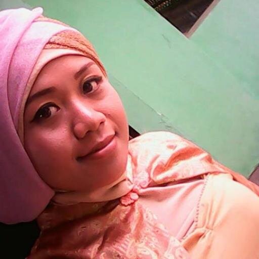 bhre_ayu's profile picture. Mikhaela Yananda Andrayu Putra Bumi ...............

Permata hati yang sedang berkelana di dunia fana