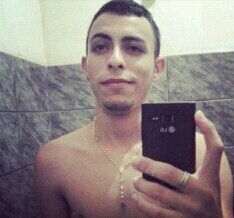 me segue ? te dou um Dociin *-*