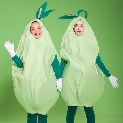 ThePairOfPears's profile picture. We're pears. We're friends. We made a series about being pears and being friends.