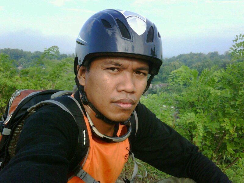 Koyimz's profile picture. Jangan takut ambil keputusan karena dari keputusan itu kita bisa belajar menentukan sikap