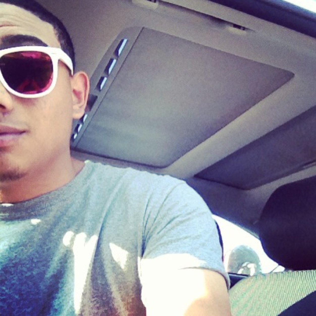 stickygreeen's profile picture. ...