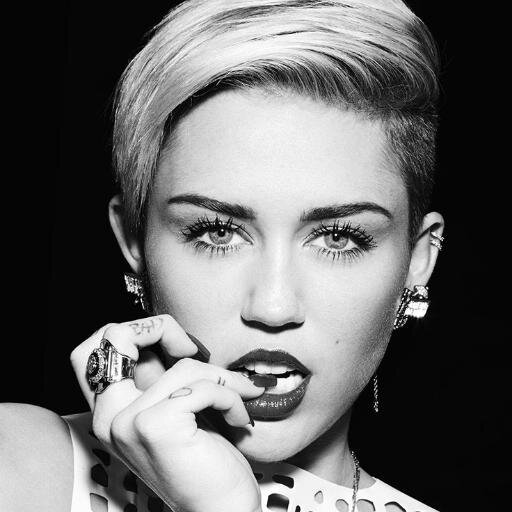 _grimusyandra_'s profile picture. #Miley Cyrus #Justin_Bieber #The_Pretty_Reckless #Paramore #30STM #GreenDay #One_Direction #The_Vamps #LM #The_Beatles #СЛЭШЕР