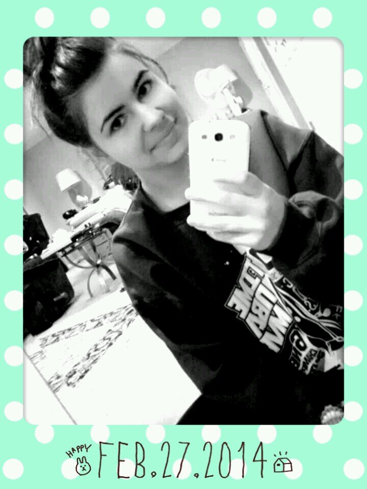 enuisu's profile picture. Twenty. Aries. 
Gaia. K-pop. Ghibli  Studio.