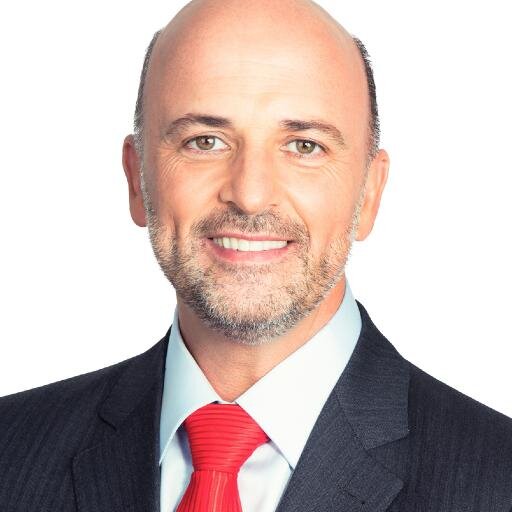 Represento Estado de São Paulo na Câmara dos Deputados e sou candidato à reeleição. Ampliar as conquistas sociais dos Governos LULA e DILMA é o meu compromisso