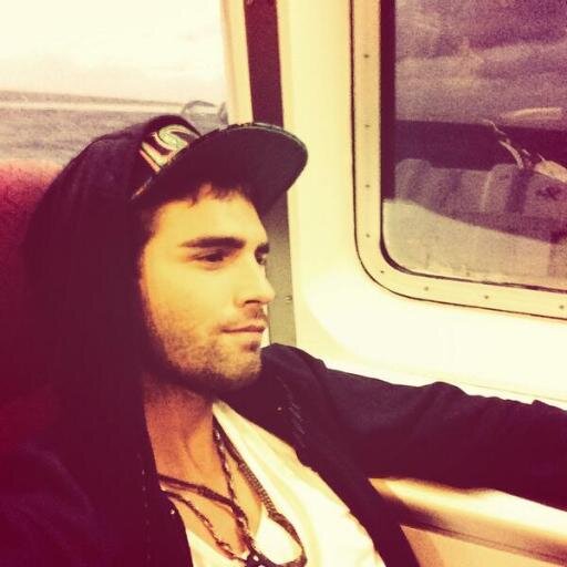 Nuevo twitter dedicado especialmente a @Furtado_Nico :) Con mucho cariño desde Uruguay!